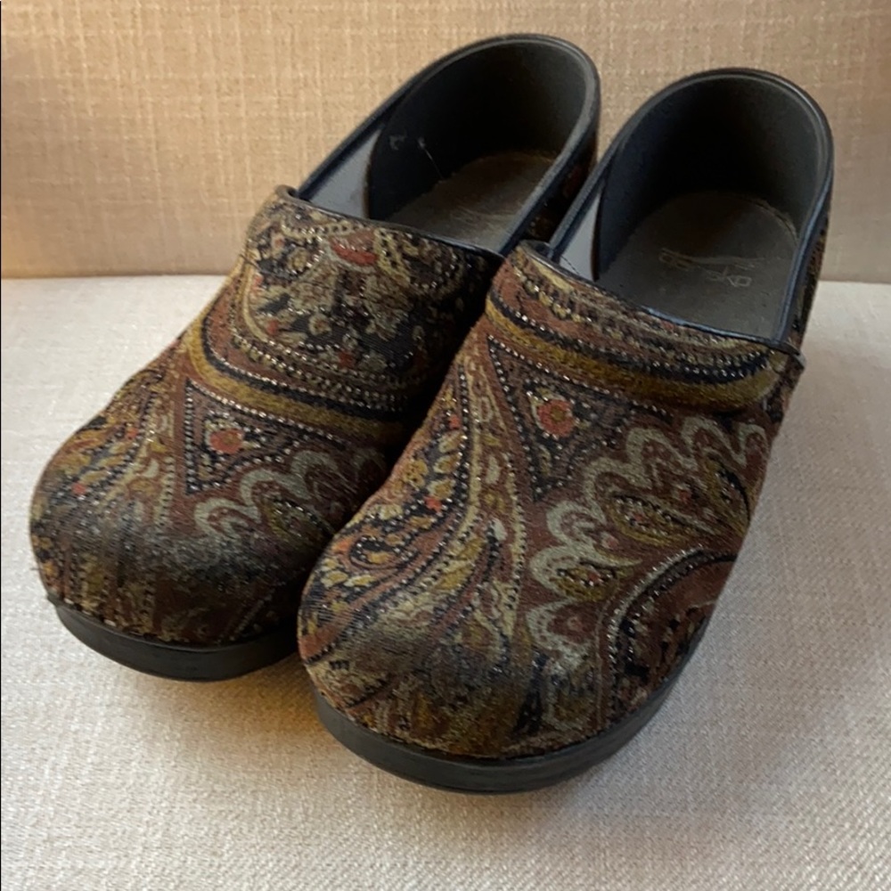 Fabric covered dansko clogs